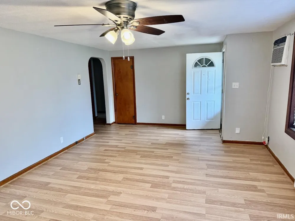 3504 Reserve Street Muncie, IN 47304