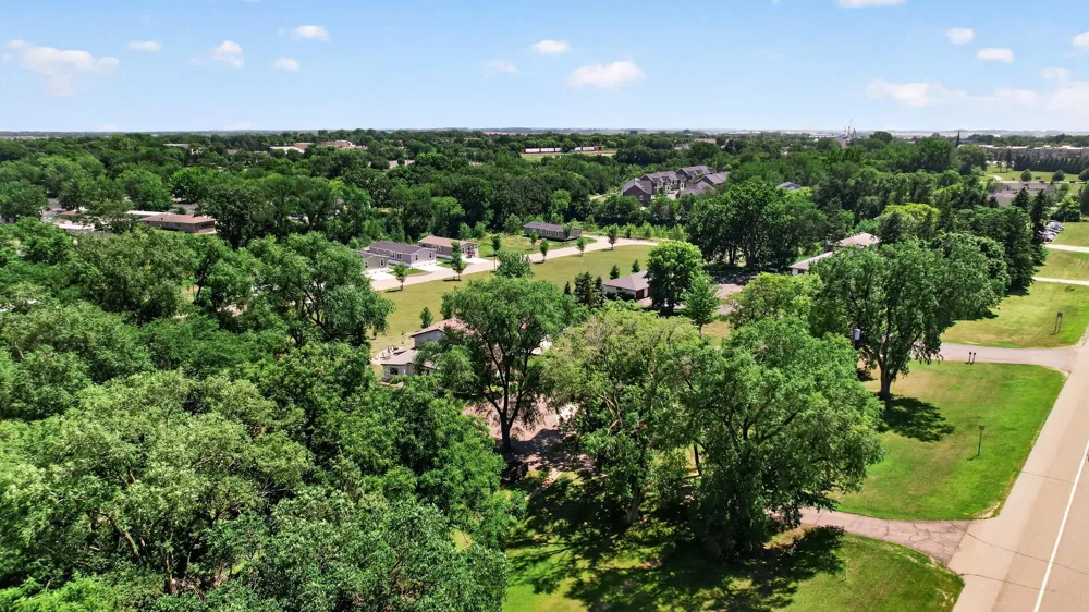 13830 S Robert Trail Rosemount, MN 55068