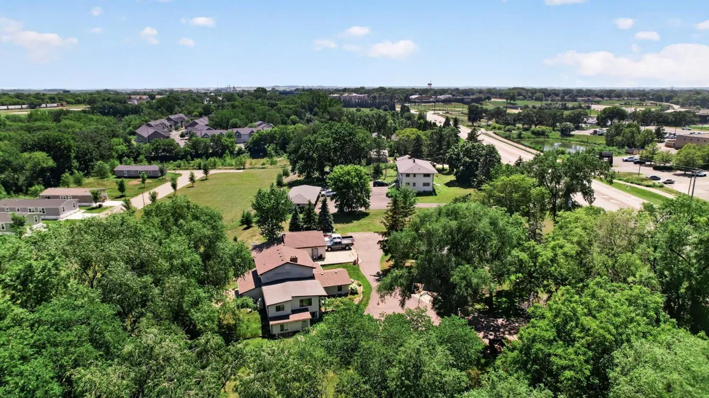 13830 S Robert Trail Rosemount, MN 55068