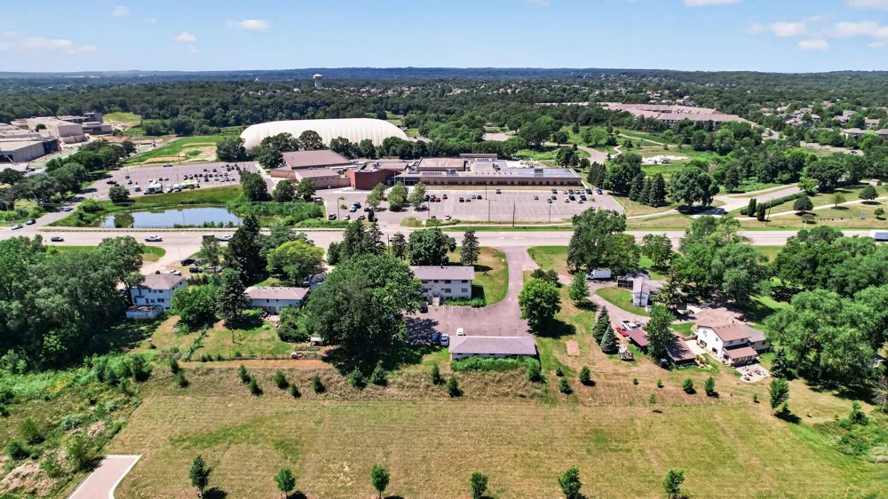 13830 S Robert Trail Rosemount, MN 55068