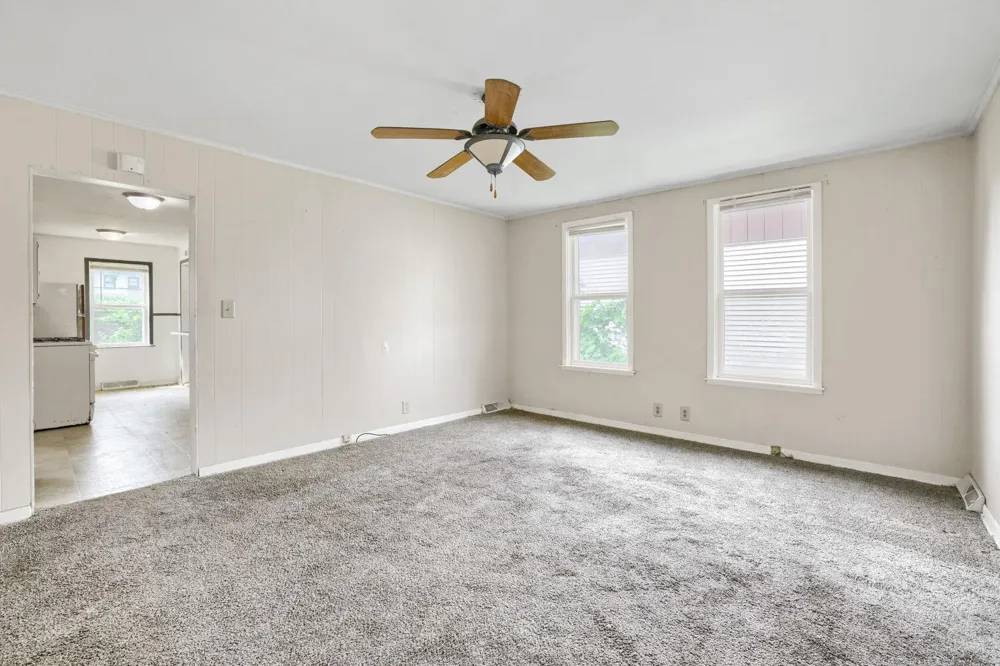 1024 Geranium Avenue E Saint Paul, MN 55106