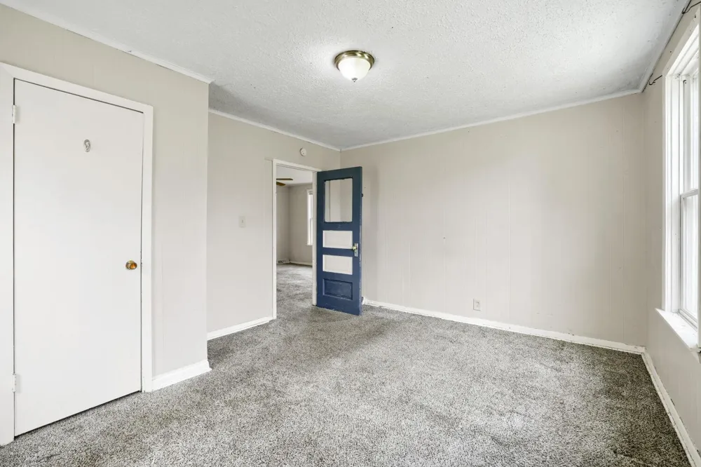 1024 Geranium Avenue E Saint Paul, MN 55106