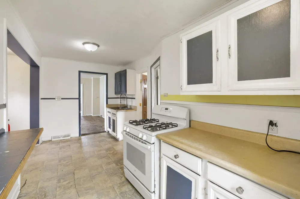 1024 Geranium Avenue E Saint Paul, MN 55106