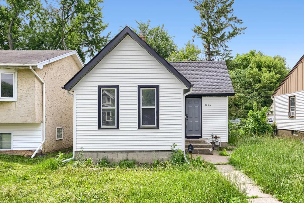 1024 Geranium Avenue E Saint Paul, MN 55106