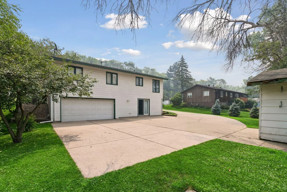 1415 11th Avenue Newport, MN 55055