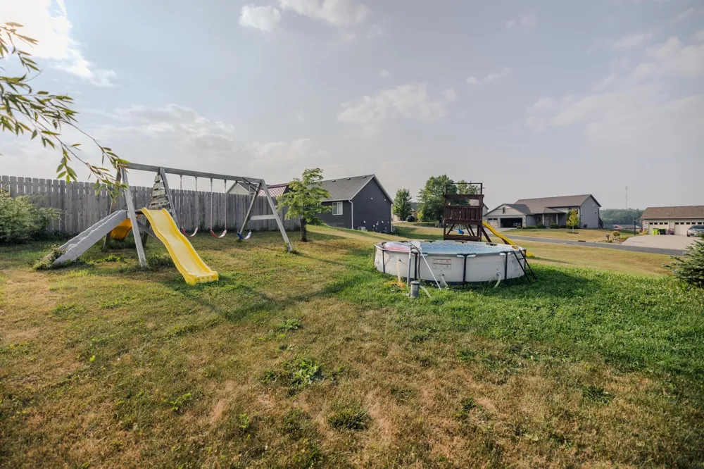 856 Golfview Avenue Zumbrota, MN 55992