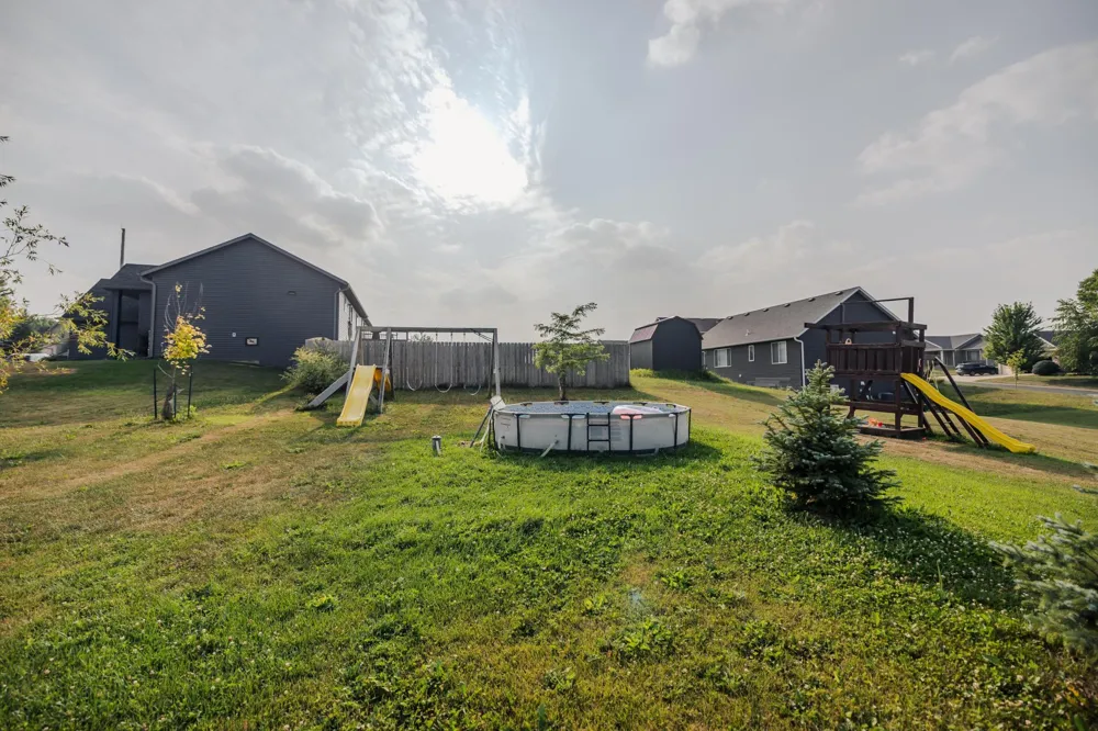 856 Golfview Avenue Zumbrota, MN 55992