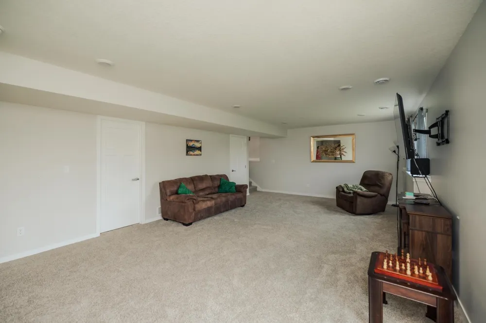 856 Golfview Avenue Zumbrota, MN 55992