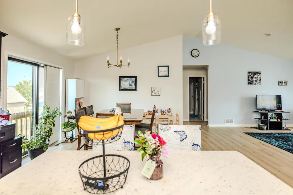 856 Golfview Avenue Zumbrota, MN 55992