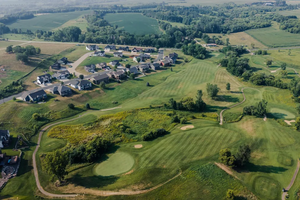 856 Golfview Avenue Zumbrota, MN 55992