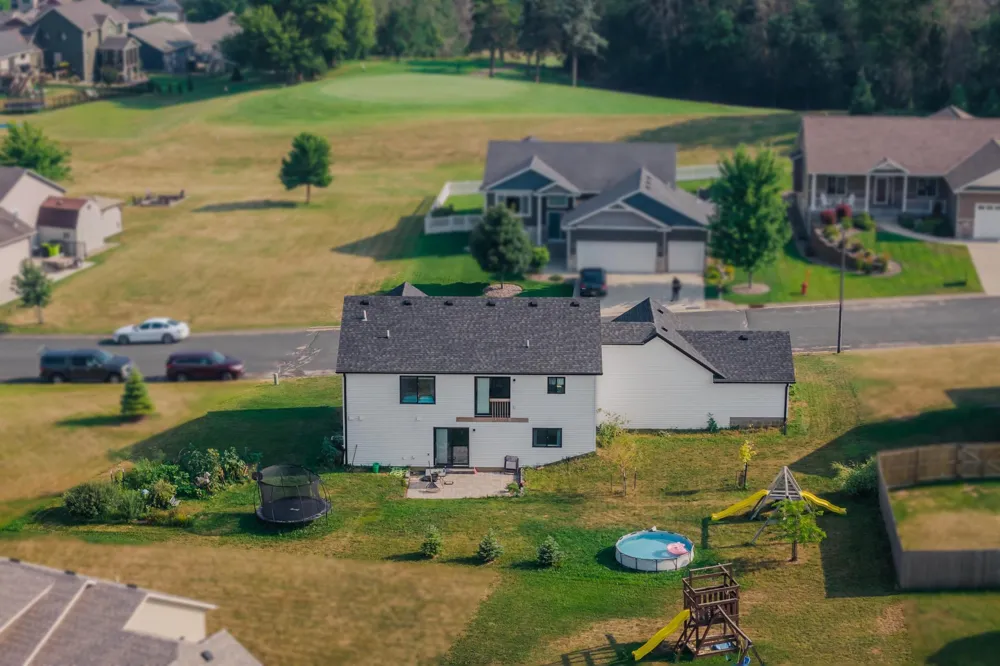 856 Golfview Avenue Zumbrota, MN 55992