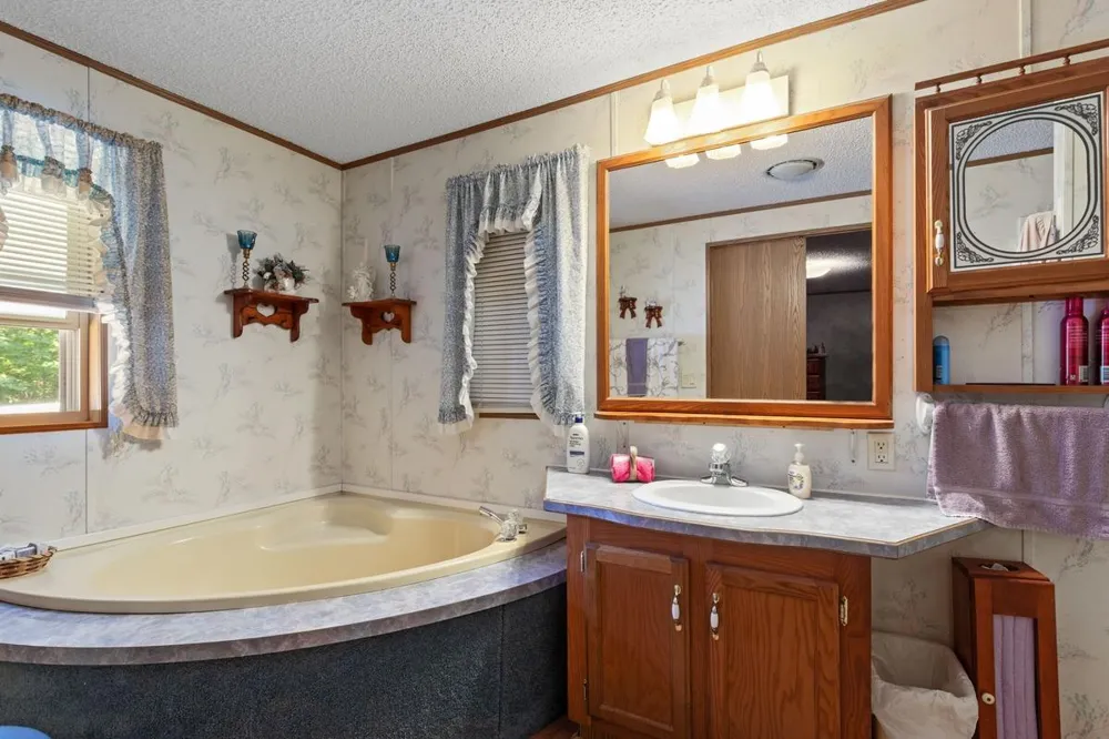 39687 30th Avenue Wahkon, MN 56386