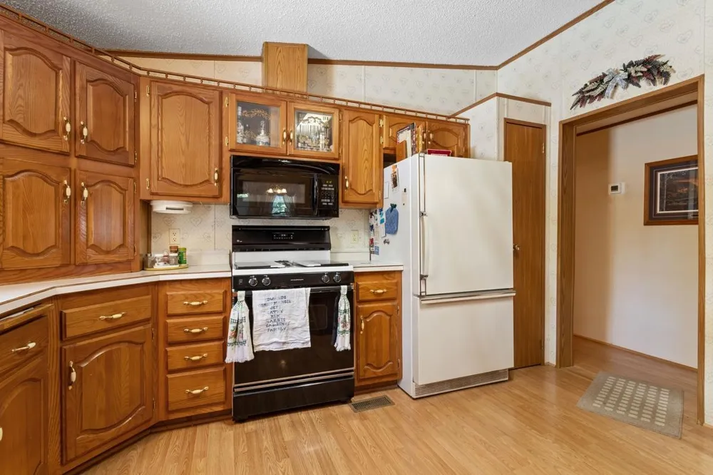 39687 30th Avenue Wahkon, MN 56386