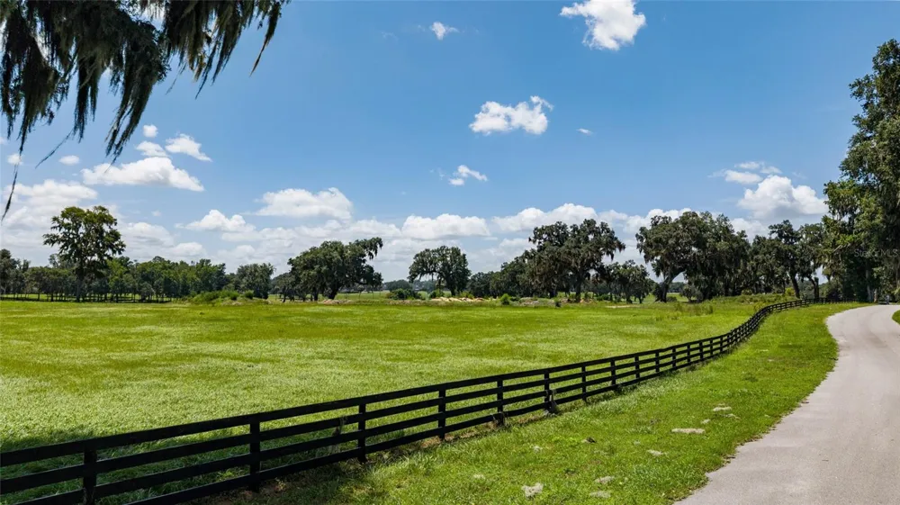 15479 SE 57TH TERRACE Summerfield, FL 34491