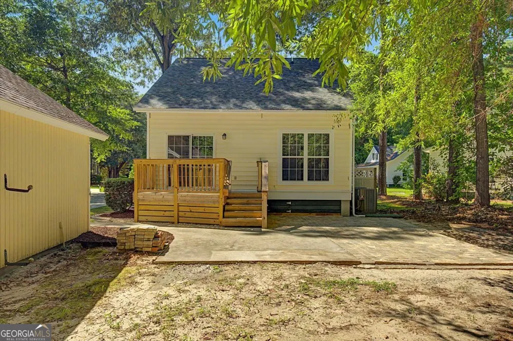 90 Brisbon Hall DR Richmond Hill, GA 31324