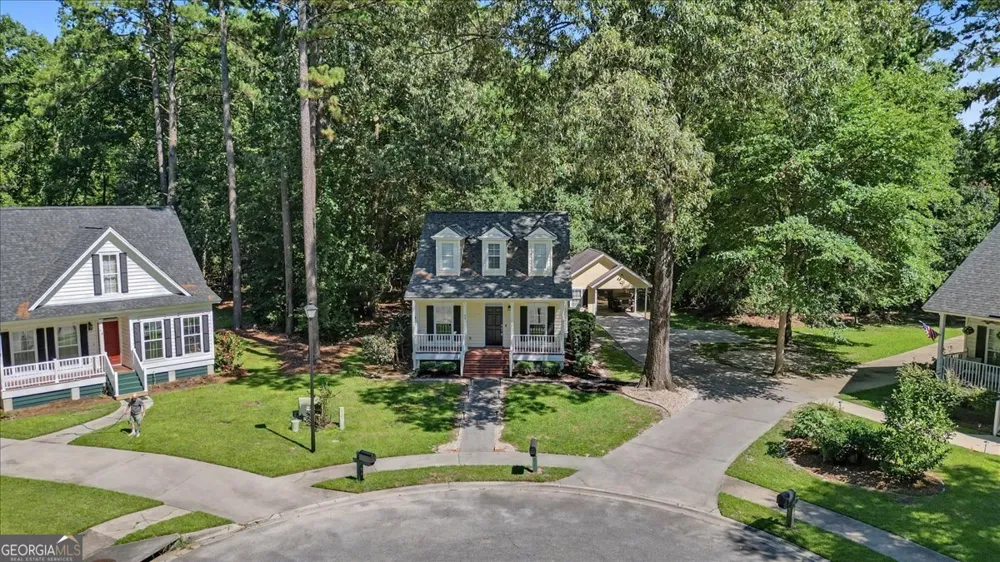 90 Brisbon Hall DR Richmond Hill, GA 31324