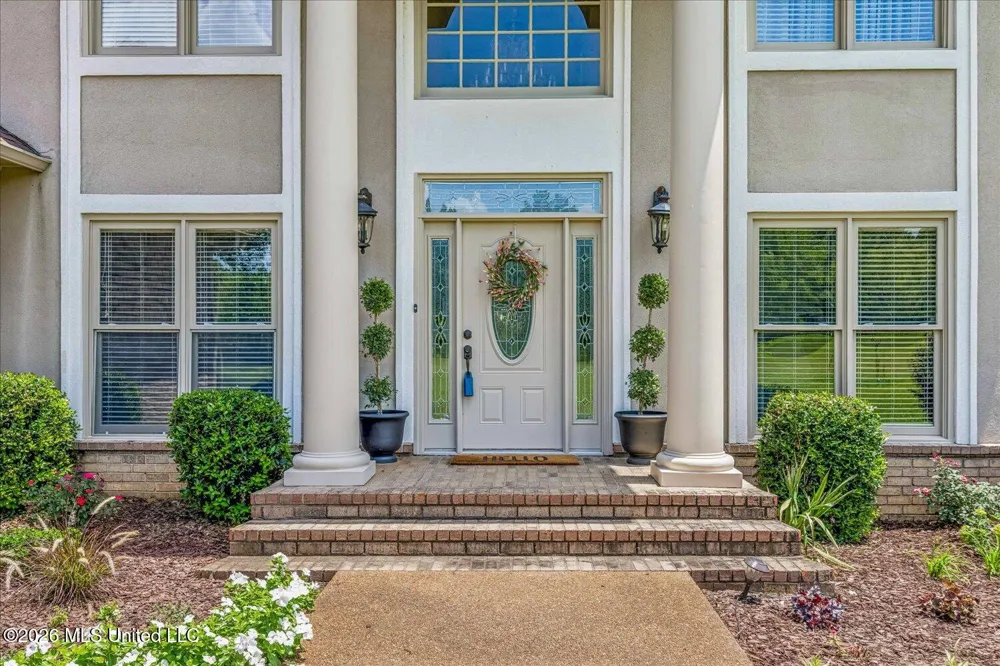 4620 Thompson Lane Byhalia, MS 38611