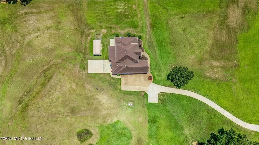 4620 Thompson Lane Byhalia, MS 38611