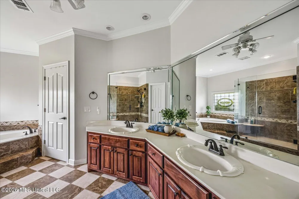4620 Thompson Lane Byhalia, MS 38611