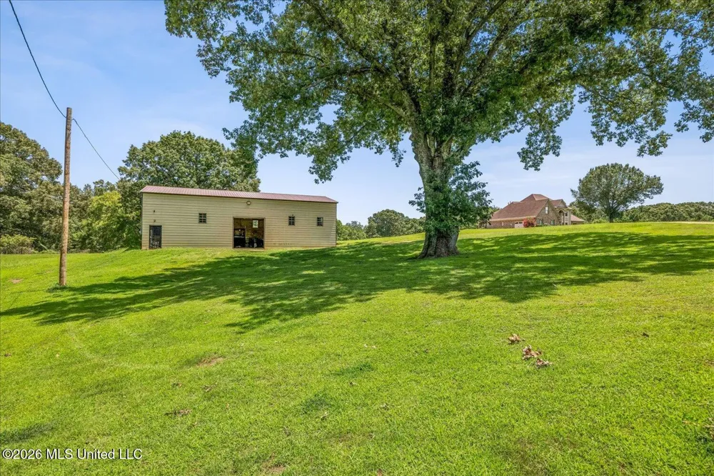 4620 Thompson Lane Byhalia, MS 38611