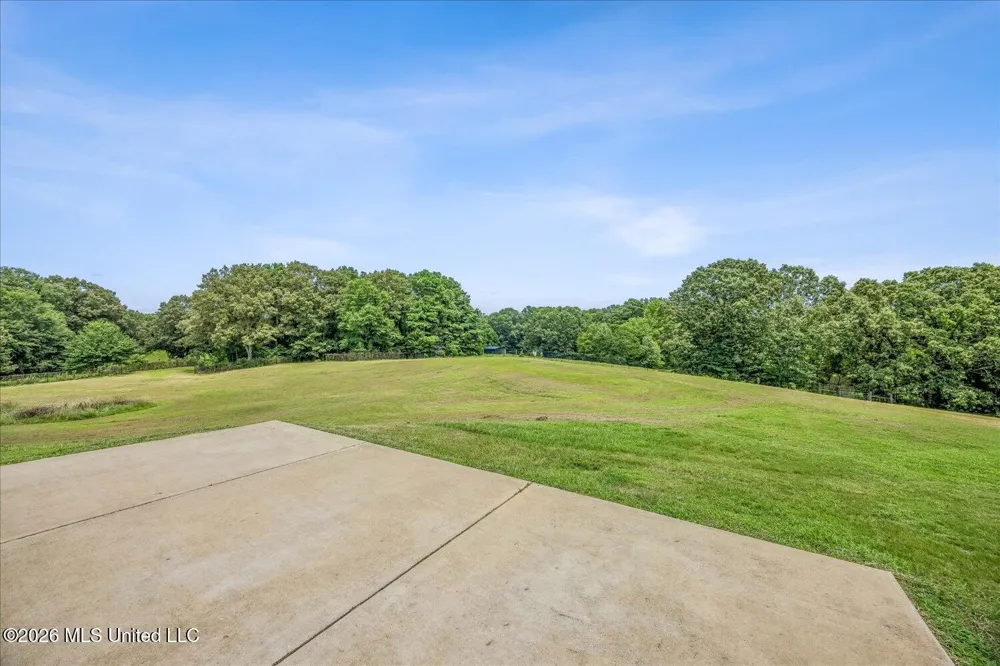 4620 Thompson Lane Byhalia, MS 38611