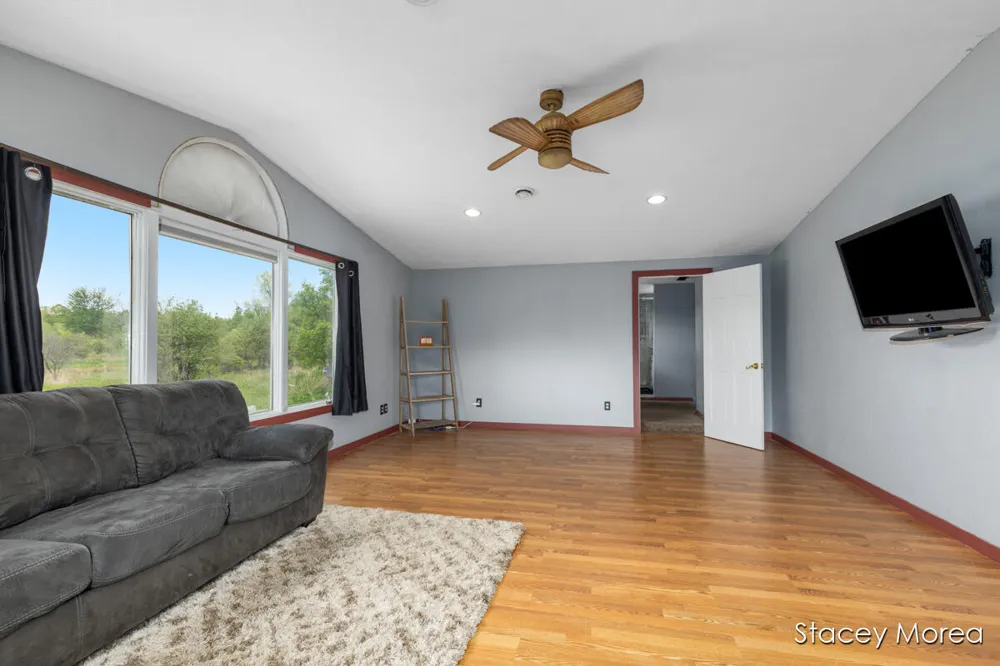 1910 Waterview Way Crystal, MI 48818