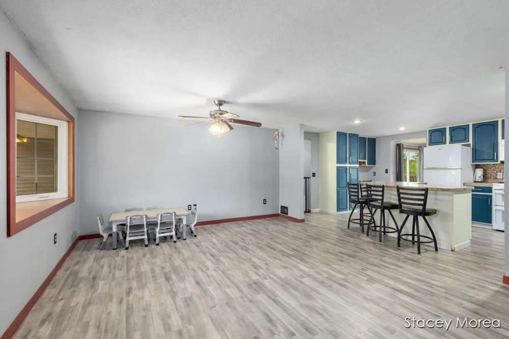 1910 Waterview Way Crystal, MI 48818