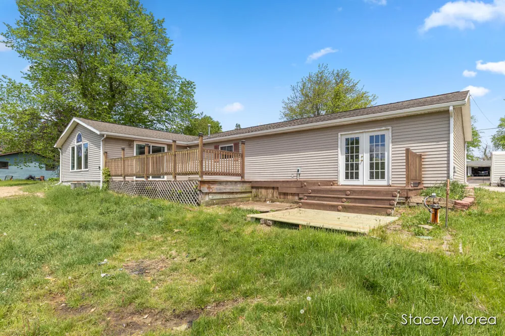 1910 Waterview Way Crystal, MI 48818