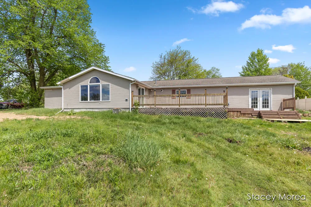 1910 Waterview Way Crystal, MI 48818
