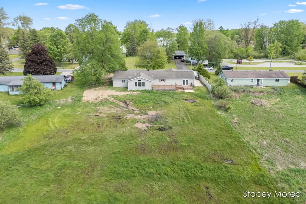 1910 Waterview Way Crystal, MI 48818
