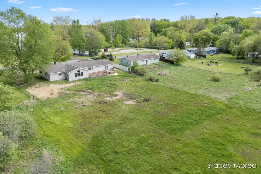 1910 Waterview Way Crystal, MI 48818