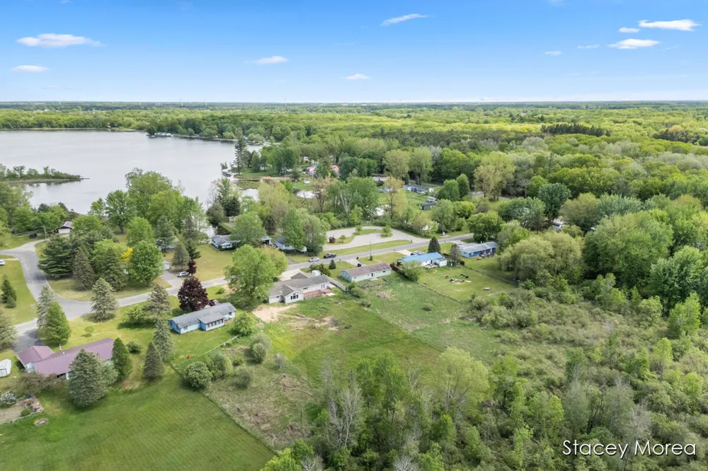 1910 Waterview Way Crystal, MI 48818