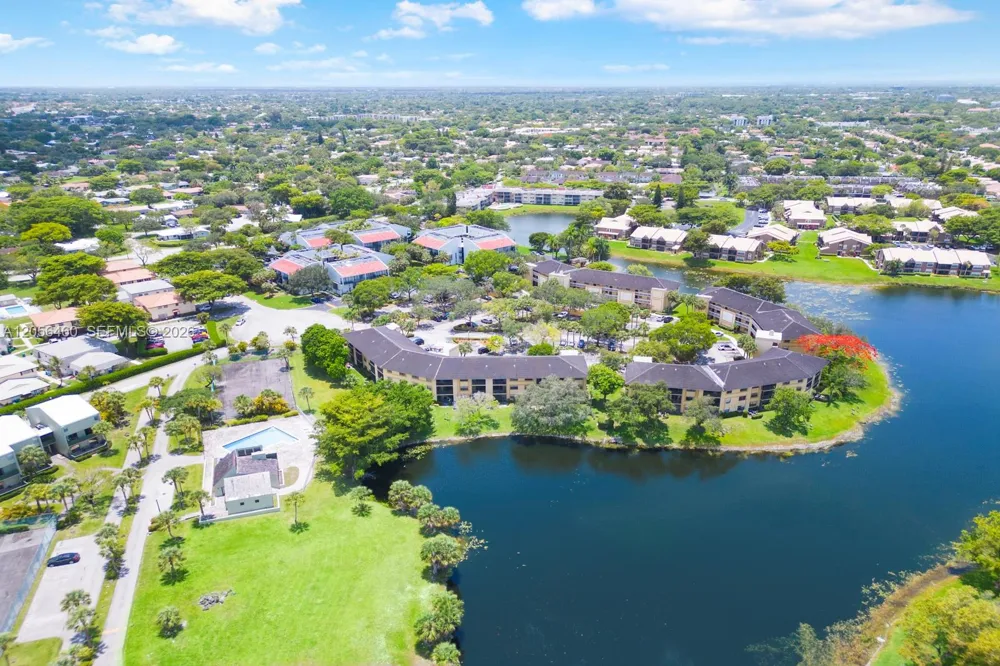 9000 NW 28th Dr #1-204 Coral Springs, FL 33065