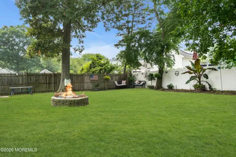 24 Cedarbrook Lane