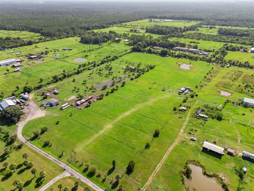 345 TROTTING TRAIL Osteen, FL 32764