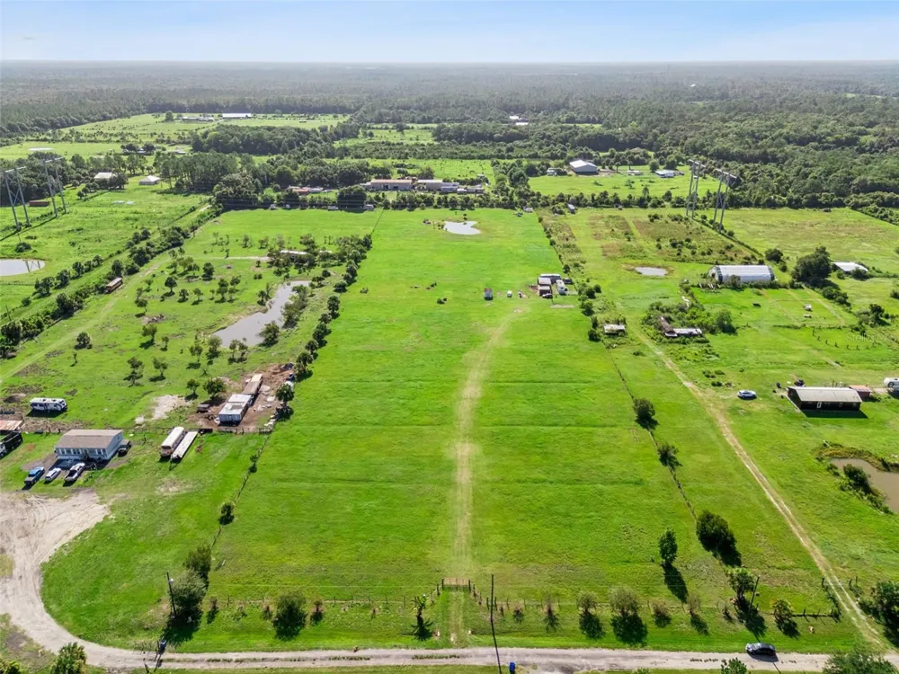 345 TROTTING TRAIL Osteen, FL 32764