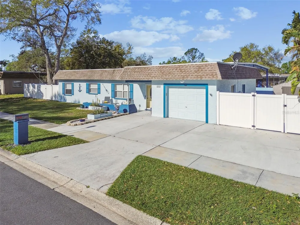 12252 ELDON DRIVE Largo, FL 33774