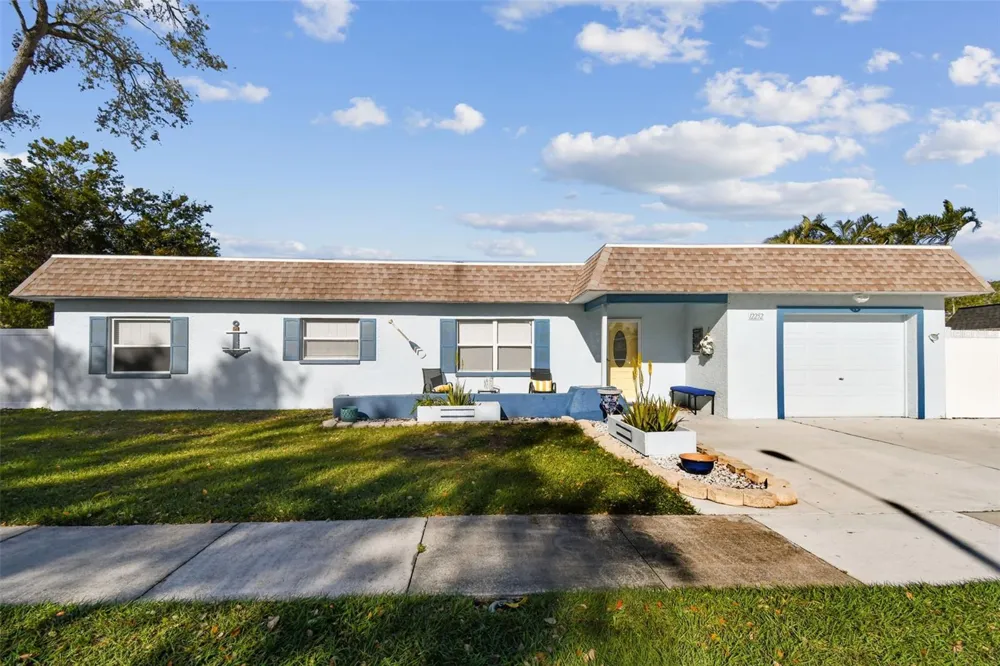 12252 ELDON DRIVE Largo, FL 33774