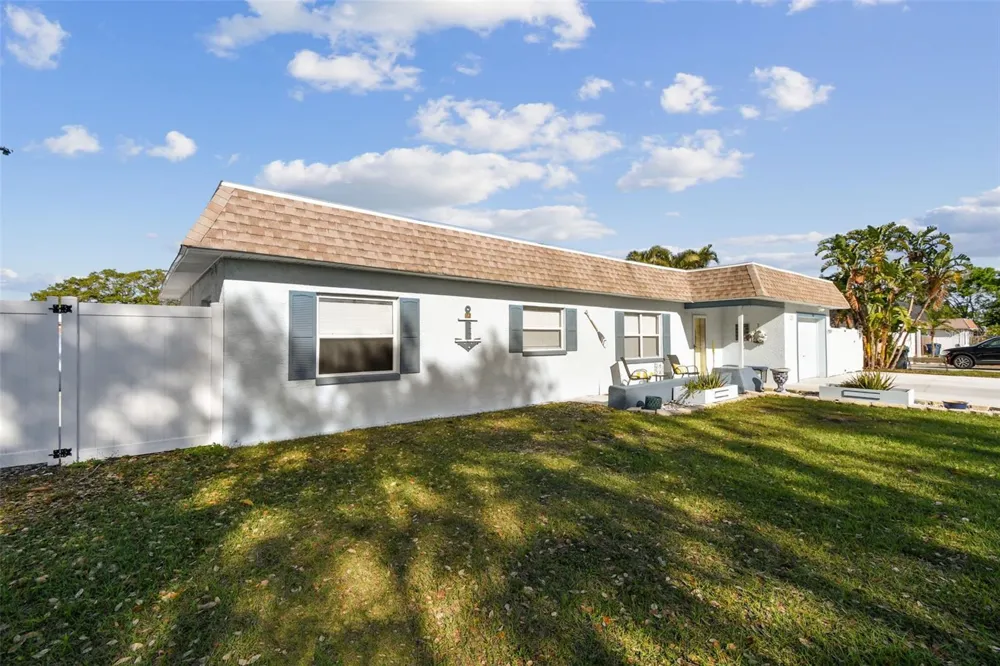 12252 ELDON DRIVE Largo, FL 33774
