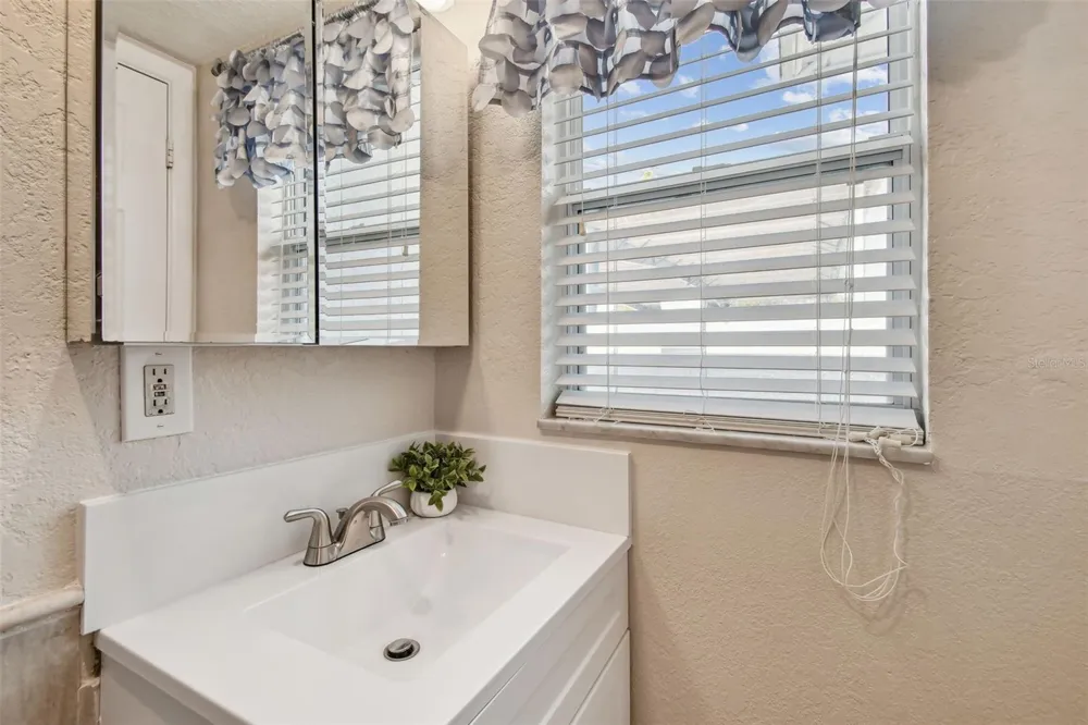 12252 ELDON DRIVE Largo, FL 33774