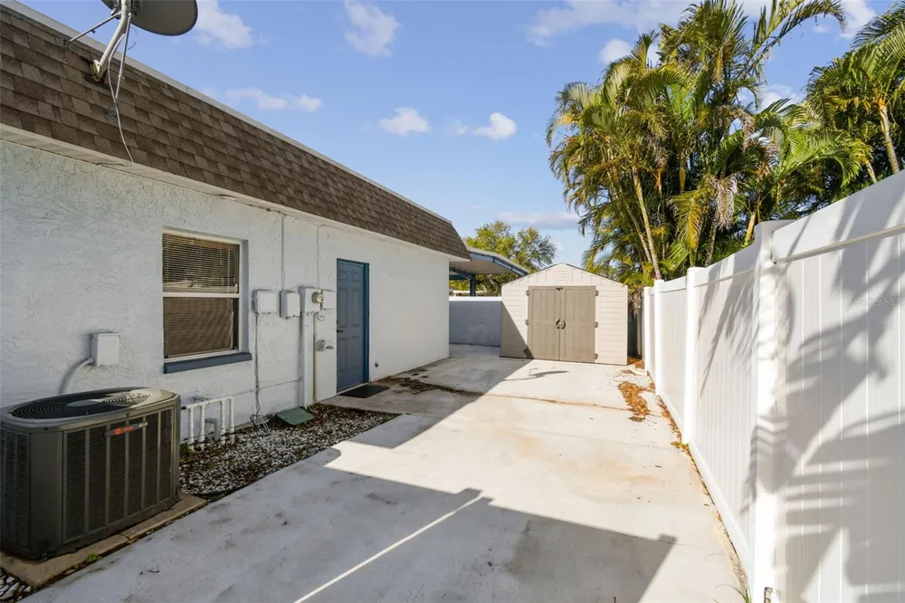 12252 ELDON DRIVE Largo, FL 33774