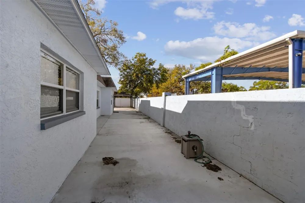 12252 ELDON DRIVE Largo, FL 33774