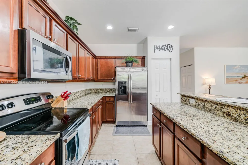 17670 SW 154th Pl Miami, FL 33187