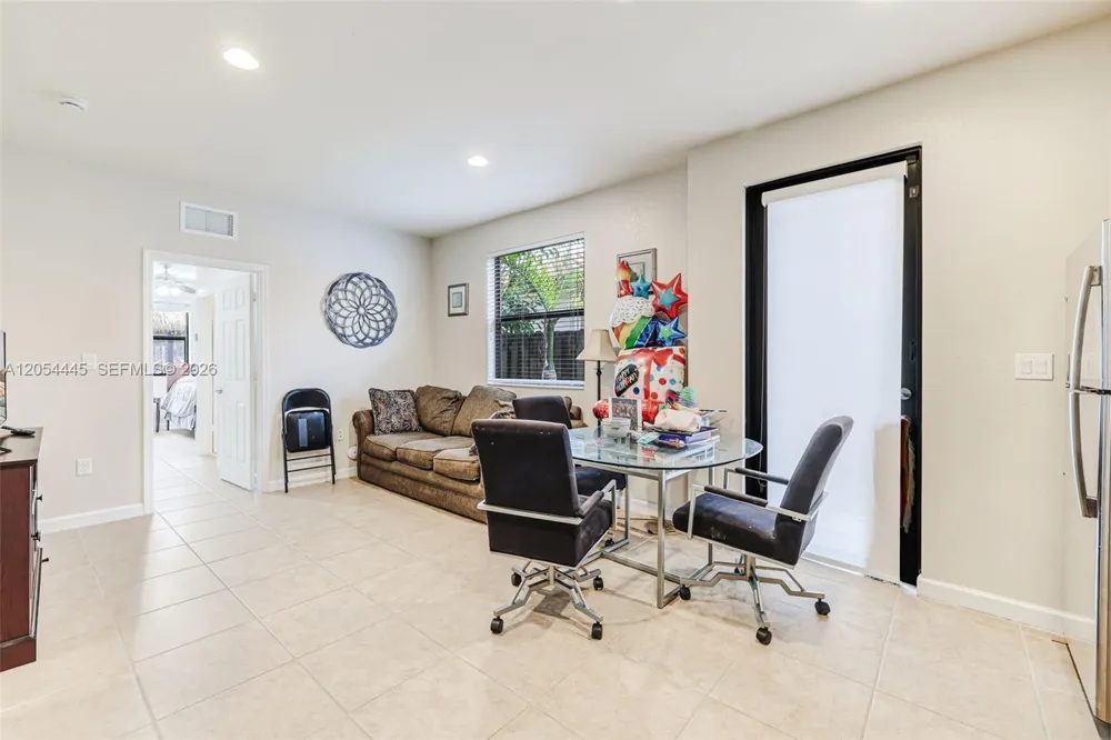 17670 SW 154th Pl Miami, FL 33187