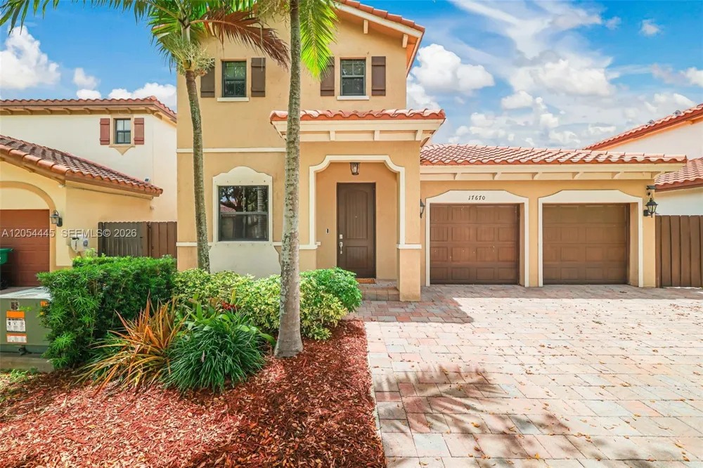 17670 SW 154th Pl Miami, FL 33187