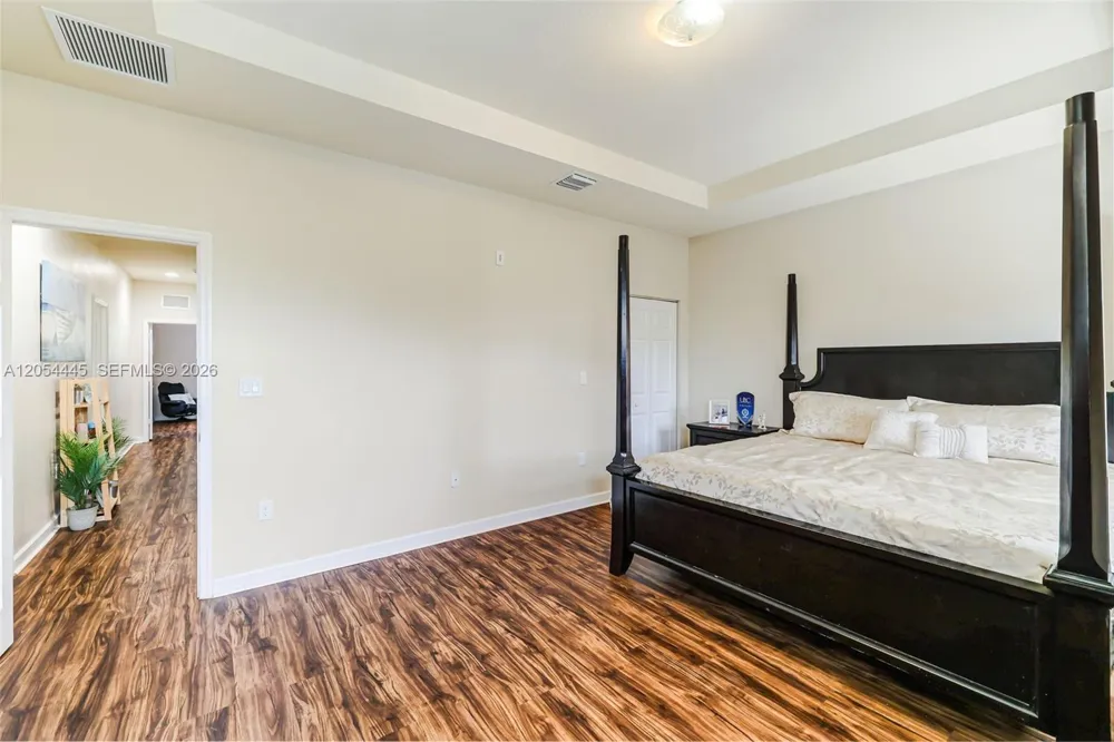17670 SW 154th Pl Miami, FL 33187