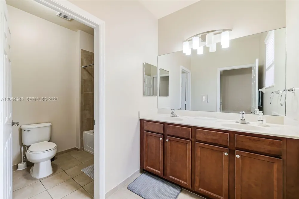 17670 SW 154th Pl Miami, FL 33187
