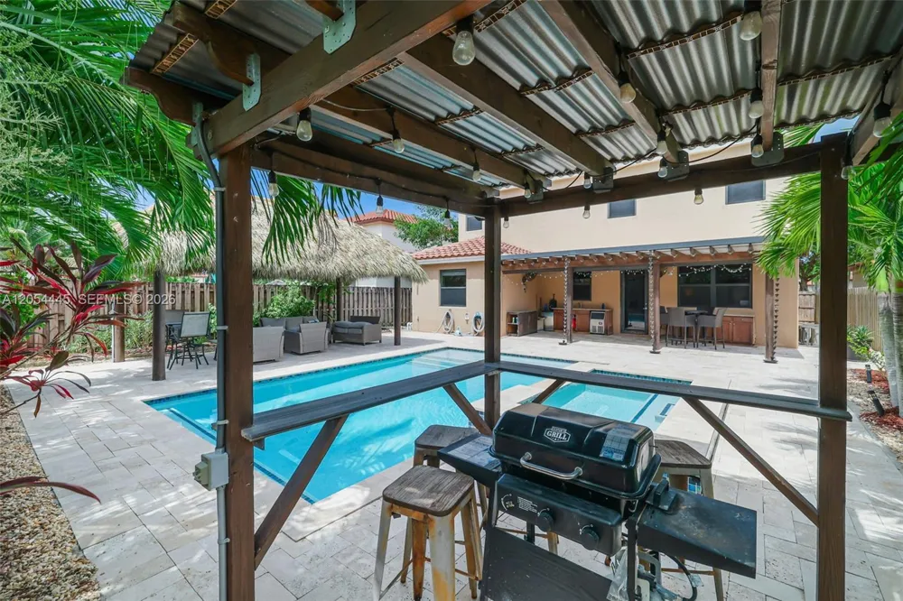 17670 SW 154th Pl Miami, FL 33187