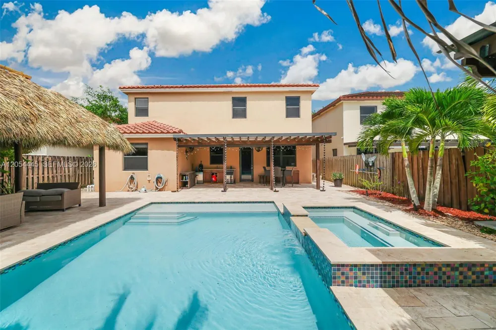 17670 SW 154th Pl Miami, FL 33187