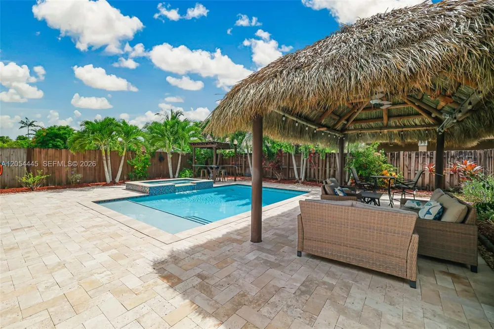 17670 SW 154th Pl Miami, FL 33187